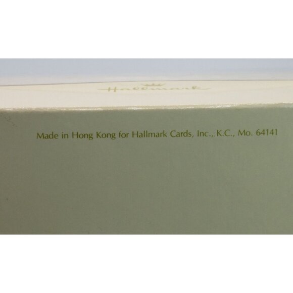 Vintage 1983 Hallmark Frosty Friends Ornament #4 Eskimo Seal Boxed QX4007 - Picture 5 of 6